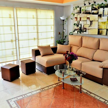 Bonito Apartamento Centrico Y Cerca De La Playa. مالقة المظهر الخارجي الصورة